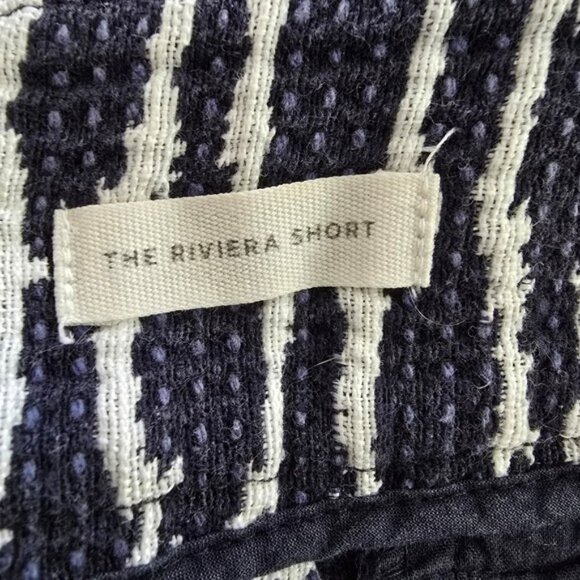 Ann Taylor Loft Women's Riviera Short Size 12 Navy Blue White Textured Vacation - Picture 9 of 12